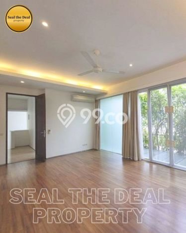 Hunian Modern Disewakan di SCBD Jakarta Selatan 3 KT & 2 KM Hunian Modern Disewakan di SCBD Jakarta Selatan 3 KT & 2 KM
