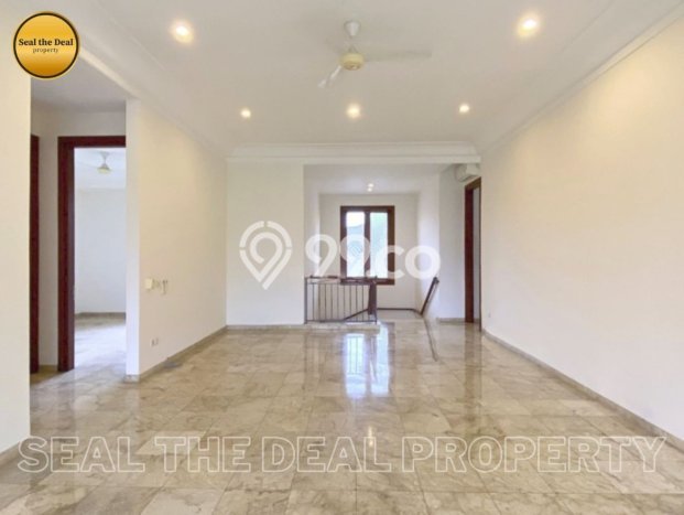 Hunian Minimalis Disewakan di Kemang Jakarta Selatan 4 KT & 4 KM Hunian Minimalis Disewakan di Kemang Jakarta Selatan 4 KT & 4 KM