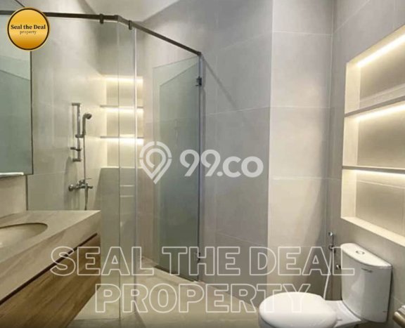 Hunian Modern dengan LT 800m2 & LB 600m2 Disewakan di Jeruk Purut Hunian Modern dengan LT 800m2 & LB 600m2 Disewakan di Jeruk Purut