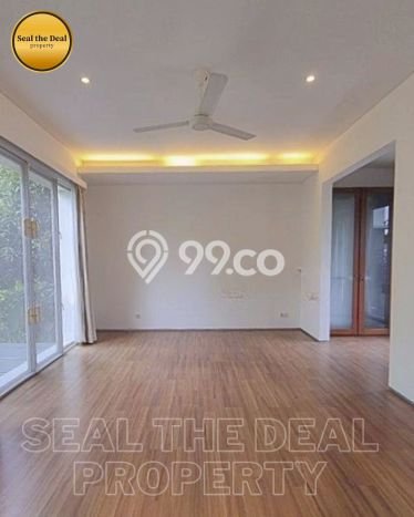 Hunian Modern Disewakan di SCBD Jakarta Selatan 3 KT & 2 KM Hunian Modern Disewakan di SCBD Jakarta Selatan 3 KT & 2 KM