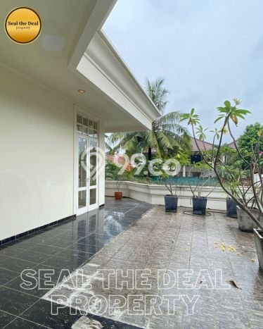 Hunian Minimalis dengan LT 650m2 & LB 750m2 Dikontrakkan di Kemang Hunian Minimalis dengan LT 650m2 & LB 750m2 Dikontrakkan di Kemang