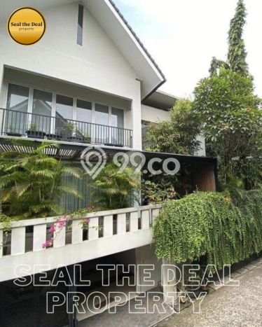 Hunian Modern Disewakan di SCBD Jakarta Selatan 3 KT & 2 KM Hunian Modern Disewakan di SCBD Jakarta Selatan 3 KT & 2 KM
