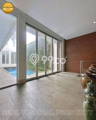 Sewa Rumah Strategis LT 350m2 / LB 826m2 di Pondok Indah, Jakarta Selatan Sewa Rumah Strategis LT 350m2 / LB 826m2 di Pondok Indah, Jakarta Selatan