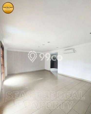 Hunian Minimalis Untuk Disewakan di Kemang Jakarta Selatan 4 KT & 4 KM Hunian Minimalis Untuk Disewakan di Kemang Jakarta Selatan 4 KT & 4 KM