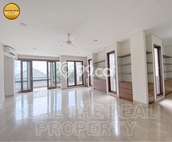 Hunian Modern Disewakan di Cipete Jakarta Selatan 5 KT & 5 KM Hunian Modern Disewakan di Cipete Jakarta Selatan 5 KT & 5 KM