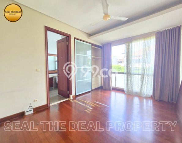 Disewakan Rumah Nyaman di Pondok Indah LT 300m2 / LB 400m2 Siap Huni Disewakan Rumah Nyaman di Pondok Indah LT 300m2 / LB 400m2 Siap Huni