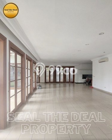 Hunian Minimalis Untuk Disewakan di Kemang Jakarta Selatan 4 KT & 4 KM Hunian Minimalis Untuk Disewakan di Kemang Jakarta Selatan 4 KT & 4 KM