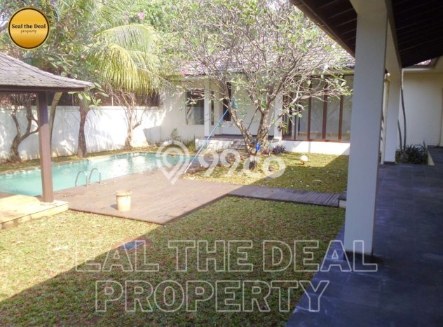 Rumah Elit Modern Siap Huni di Cipete Jakarta Selatan Rumah Elit Modern Siap Huni di Cipete Jakarta Selatan