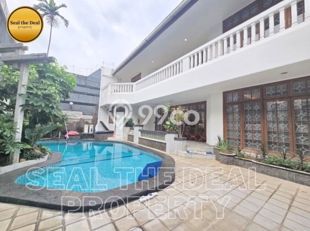 Sewa Rumah Nyaman di Pondok Indah LT 600m2 / LB 800m2 Kondisi Bagus Sewa Rumah Nyaman di Pondok Indah LT 600m2 / LB 800m2 Kondisi Bagus