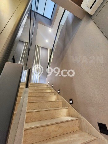 Rumah Luxury Modern Tanpa Renovasi di Gading Serpong Tangerang Rumah Luxury Modern Tanpa Renovasi di Gading Serpong Tangerang