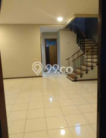 Dijual Rumah Luas Megah Dengan View Cantik di Modernland, Tangerang Dijual Rumah Luas Megah Dengan View Cantik di Modernland, Tangerang