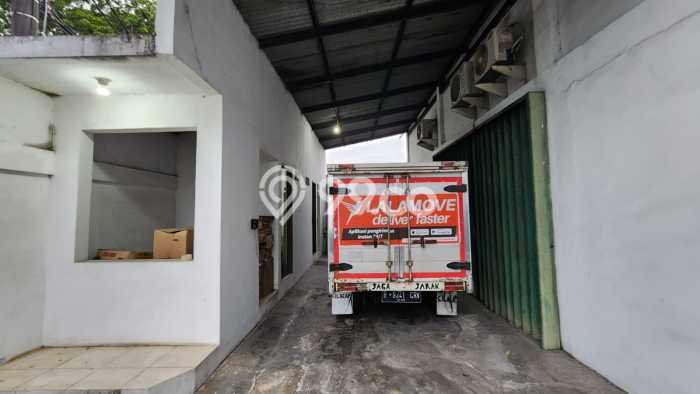 Gudang Dijual Lokasi Stratagis di Periuk Tangerang Cocok untuk Bisnis Gudang Dijual Lokasi Stratagis di Periuk Tangerang Cocok untuk Bisnis