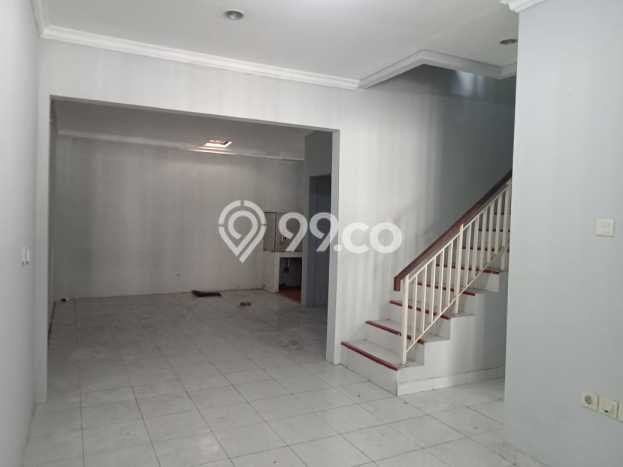 Rumah Luas Asri 4 KT Siap Huni di Modernland Tangerang Rumah Luas Asri 4 KT Siap Huni di Modernland Tangerang