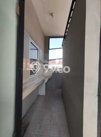 Dijual Hunian Rumah Terawat 7 KT di Modernland, Tangerang Dijual Hunian Rumah Terawat 7 KT di Modernland, Tangerang