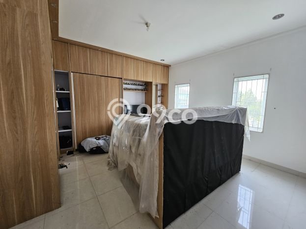 Jual Rumah Luas Megah Dengan View Cantik di Modernland, Tangerang Jual Rumah Luas Megah Dengan View Cantik di Modernland, Tangerang