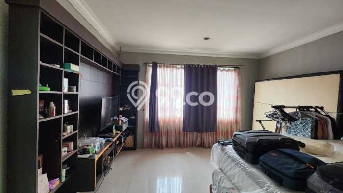 For Sale! Luxury House LT 394m2 Desain Modern di Tangerang Kota For Sale! Luxury House LT 394m2 Desain Modern di Tangerang Kota