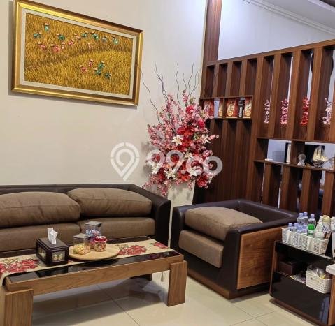Jual Rumah Luas Elegan Dengan View Cantik di Modernland, Tangerang Jual Rumah Luas Elegan Dengan View Cantik di Modernland, Tangerang