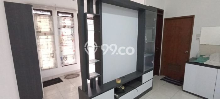 Rumah Bagus Furnished Di Taman Holis Indah 2 Cigondewah Bandung Rumah Bagus Furnished Di Taman Holis Indah 2 Cigondewah Bandung