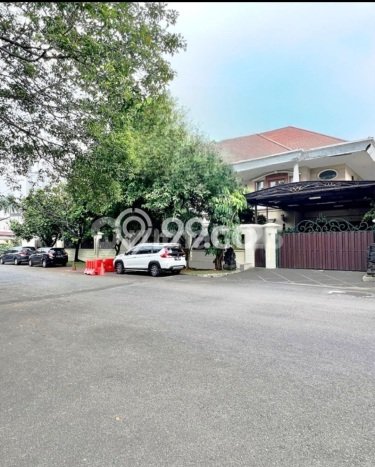 Hunian Super Elit dengan Akses Paling Strategis di Simprug, Jakarta Selatan Hunian Super Elit dengan Akses Paling Strategis di Simprug, Jakarta Selatan