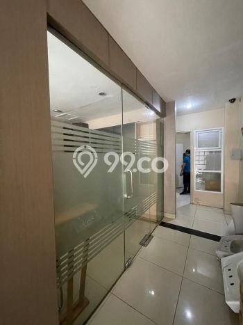 Unit Ruko Dijual di Jakarta Pusat LT 69m2 & LB 250m2 Unit Ruko Dijual di Jakarta Pusat LT 69m2 & LB 250m2