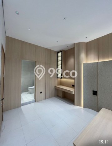 Rumah Elit Modern Tanpa Renovasi di Cengkareng Barat Jakarta Barat Rumah Elit Modern Tanpa Renovasi di Cengkareng Barat Jakarta Barat