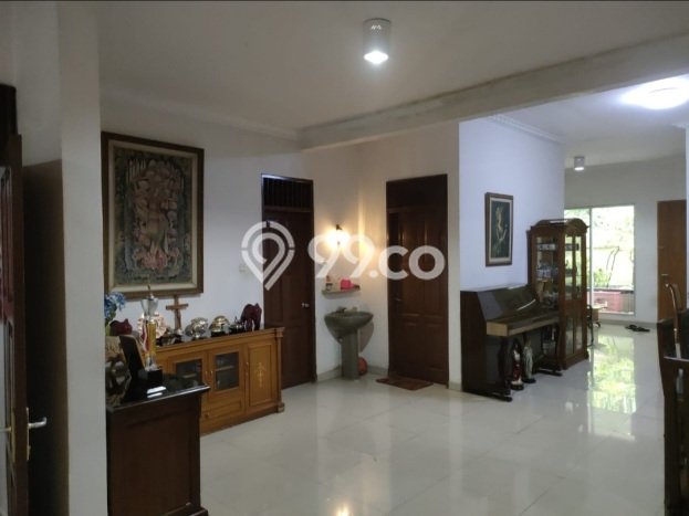 Jual Rumah Mewah Elegan Dengan View Cantik di Semanan, Jakarta Barat Jual Rumah Mewah Elegan Dengan View Cantik di Semanan, Jakarta Barat