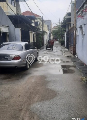 For Sale Rumah 4 Kamar Lokasi Strategis Bagus dan Strategis di Kelapa Gading For Sale Rumah 4 Kamar Lokasi Strategis Bagus dan Strategis di Kelapa Gading