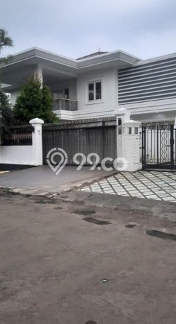 Rumah Elit LB 600m2 Siap Pakai Desain Elegan di Intercon, Jakarta Barat Rumah Elit LB 600m2 Siap Pakai Desain Elegan di Intercon, Jakarta Barat