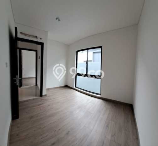 Lokasi strategis! Rumah siap huni disewakan di Cakung LB 116m2 Lokasi strategis! Rumah siap huni disewakan di Cakung LB 116m2