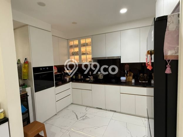 Hunian Mewah Siap Huni LT 153m2 di Cakung, Jakarta Timur Hunian Mewah Siap Huni LT 153m2 di Cakung, Jakarta Timur