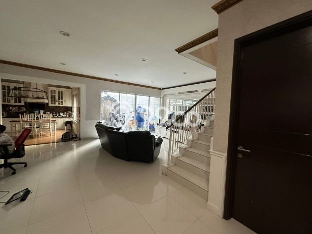 Dijual Rumah Elit Exclusive di Cakung, Jakarta Timur Dijual Rumah Elit Exclusive di Cakung, Jakarta Timur