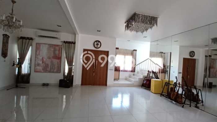 Dijual Rumah Luas Elegan Dengan View Eksklusif di Jakarta Garden City, Jakarta Timur Dijual Rumah Luas Elegan Dengan View Eksklusif di Jakarta Garden City, Jakarta Timur