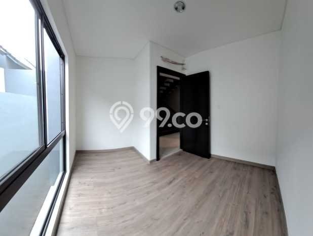 Lokasi strategis! Rumah siap huni disewakan di Cakung LB 116m2 Lokasi strategis! Rumah siap huni disewakan di Cakung LB 116m2