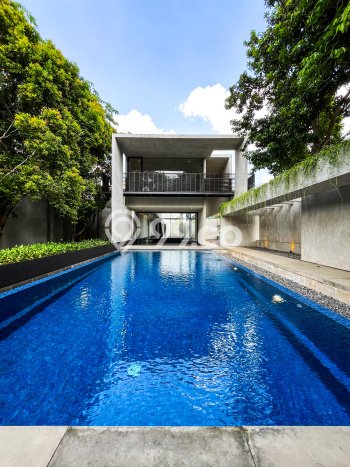 For Sale! Premium House LT 1150m2 Desain Elegan di Kemang For Sale! Premium House LT 1150m2 Desain Elegan di Kemang