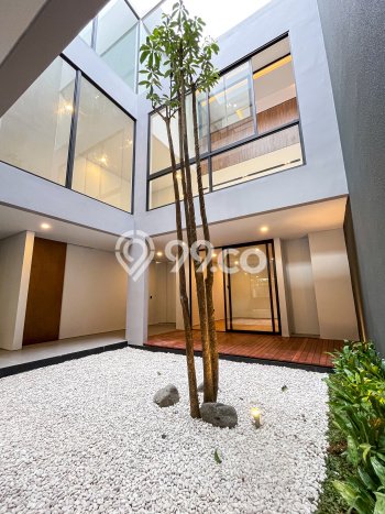 For Sale! Luxury House LT 209m2 Desain Elegan di Kemang For Sale! Luxury House LT 209m2 Desain Elegan di Kemang