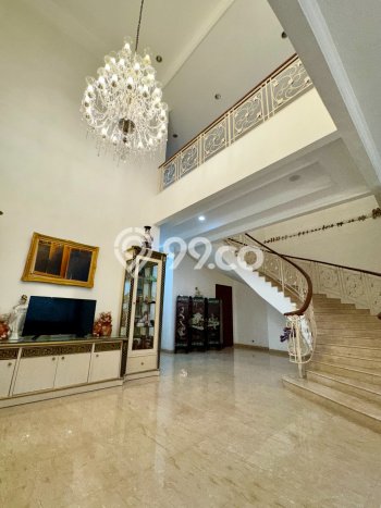 Dijual Rumah Premium dengan Fasilitas Sekitar Lengkap di Kebayoran Baru, Jakarta Selatan Dijual Rumah Premium dengan Fasilitas Sekitar Lengkap di Kebayoran Baru, Jakarta Selatan