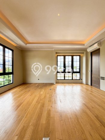 Siap Huni Rumah Mewah 4 Kamar di Kebayoran Baru Dekat ke Mana Saja Siap Huni Rumah Mewah 4 Kamar di Kebayoran Baru Dekat ke Mana Saja