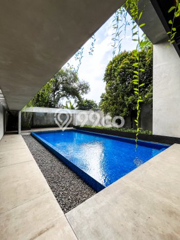 For Sale! Premium House LT 1150m2 Desain Elegan di Kemang For Sale! Premium House LT 1150m2 Desain Elegan di Kemang