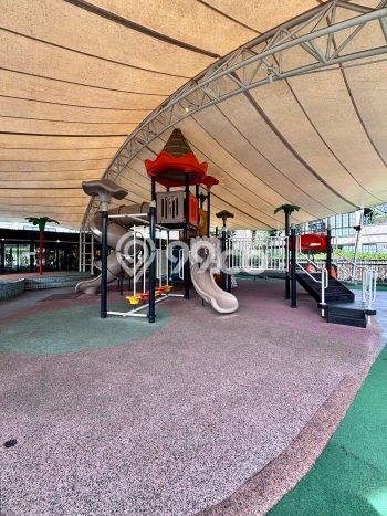 Disewakan Rumah Strategis LT 198m2 / LB 414m2 di Kemang, Jakarta Selatan Disewakan Rumah Strategis LT 198m2 / LB 414m2 di Kemang, Jakarta Selatan