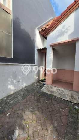 Rumah sewa siap huni 2 Kamar Tidur di Citraland, Surabaya Rumah sewa siap huni 2 Kamar Tidur di Citraland, Surabaya