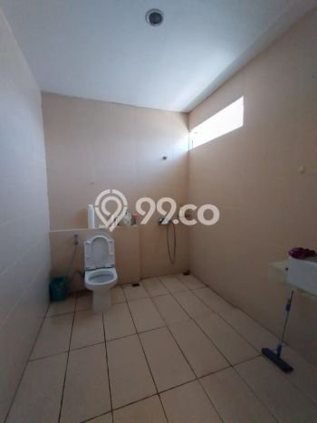 Rumah Sewa Surabaya LT 135m2 LB 146m2 Kawasan Citraland Rumah Sewa Surabaya LT 135m2 LB 146m2 Kawasan Citraland