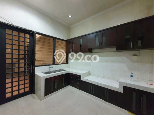 BEST PRICE! Rumah kawasan Citraland, Akses ke Pusat Kota, 2 KM, Luas 180m2m² LB 195m2m² BEST PRICE! Rumah kawasan Citraland, Akses ke Pusat Kota, 2 KM, Luas 180m2m² LB 195m2m²