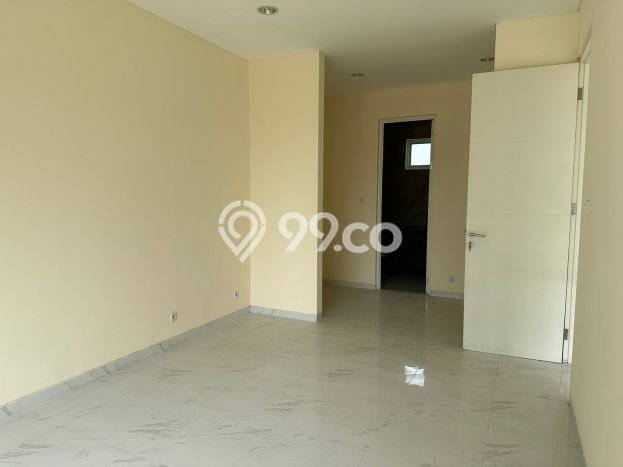 Rumah Kontrakan Surabaya LT 300m2 LB 200m2 Area Citraland Rumah Kontrakan Surabaya LT 300m2 LB 200m2 Area Citraland