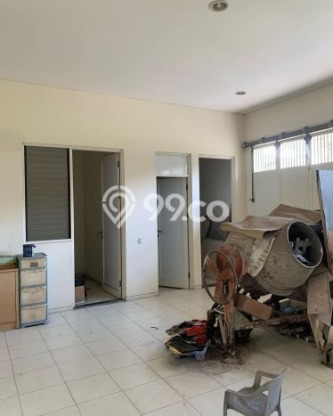 Disewakan! Rumah 4 Kamar Tidur &
4 Kamar Mandi di Citraland, Surabaya Disewakan! Rumah 4 Kamar Tidur &
4 Kamar Mandi di Citraland, Surabaya