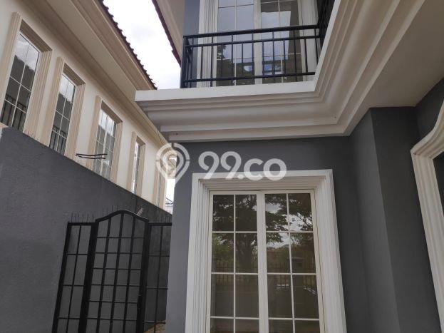 Rumah Sewa Surabaya LT 450m2 LB 500m2 Area Citraland Rumah Sewa Surabaya LT 450m2 LB 500m2 Area Citraland