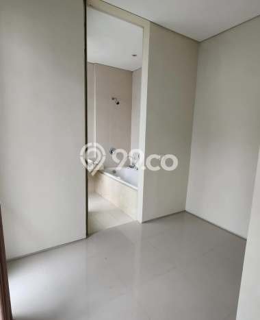 Jarang Ada! Rumah Sewa 4 Kamar Bagus Siap Huni Citraland Jarang Ada! Rumah Sewa 4 Kamar Bagus Siap Huni Citraland