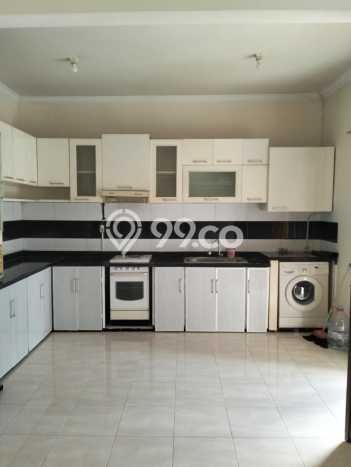 Rumah Kontrakan Surabaya LT 135m2 LB 85m2 Area Citraland Rumah Kontrakan Surabaya LT 135m2 LB 85m2 Area Citraland