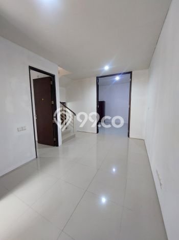 Disewakan! Rumah 3 Kamar Tidur &
2 Kamar Mandi di Citraland, Surabaya Disewakan! Rumah 3 Kamar Tidur &
2 Kamar Mandi di Citraland, Surabaya
