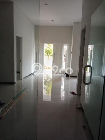 Rumah Disewakan Surabaya LT 131m2 LB 110m2 Area Citraland Rumah Disewakan Surabaya LT 131m2 LB 110m2 Area Citraland