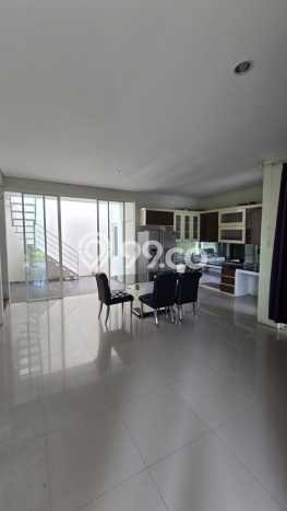 Rumah Kontrakan Surabaya LT 135m2 LB 160m2 Kawasan Citraland Rumah Kontrakan Surabaya LT 135m2 LB 160m2 Kawasan Citraland